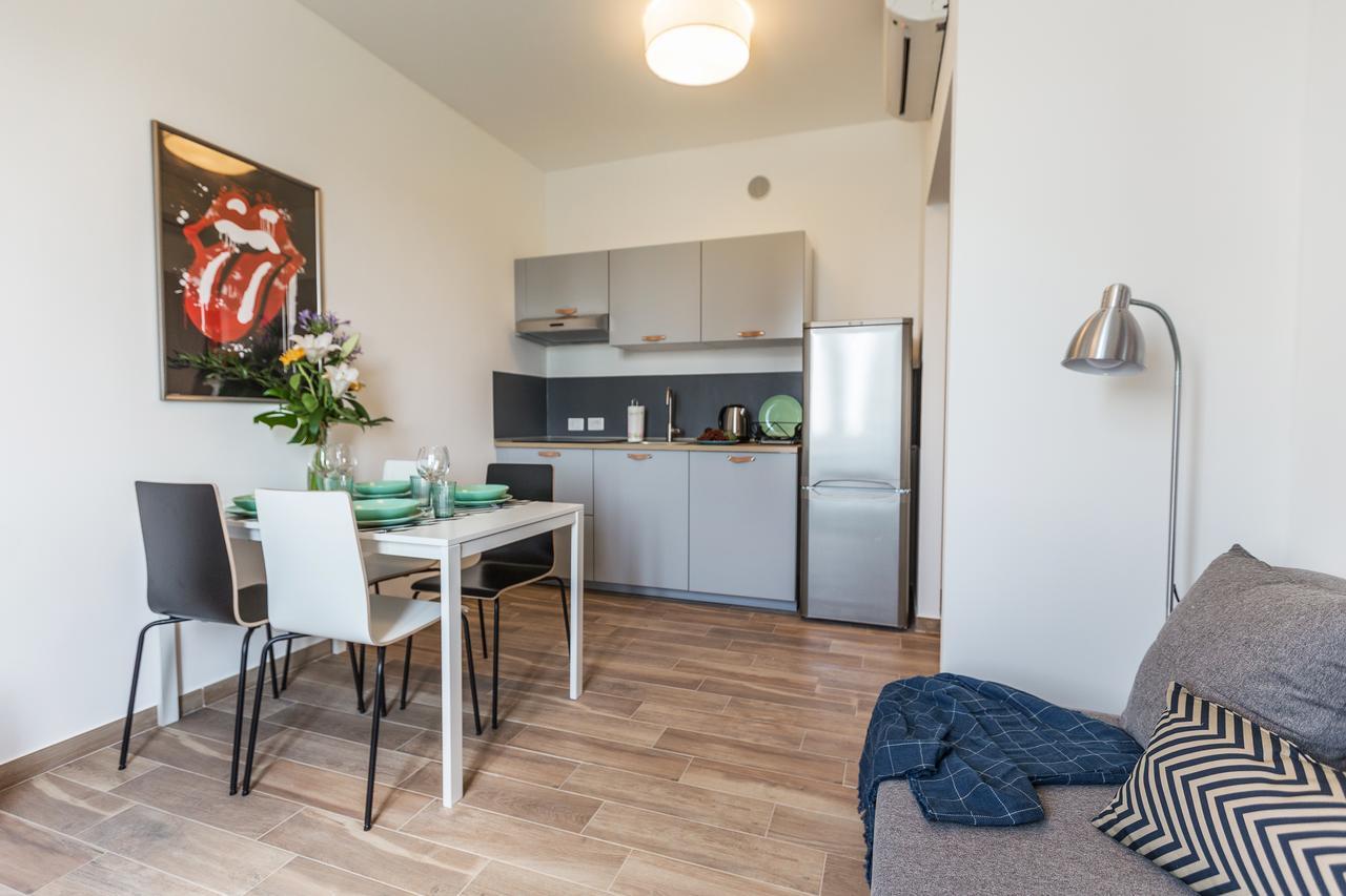 Certosa Colorful Mini Flats Apartment Milan Exterior photo
