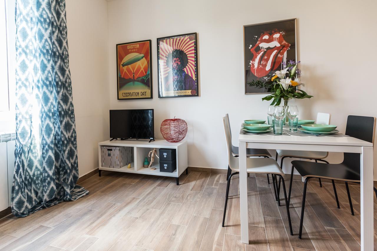 Certosa Colorful Mini Flats Apartment Milan Exterior photo